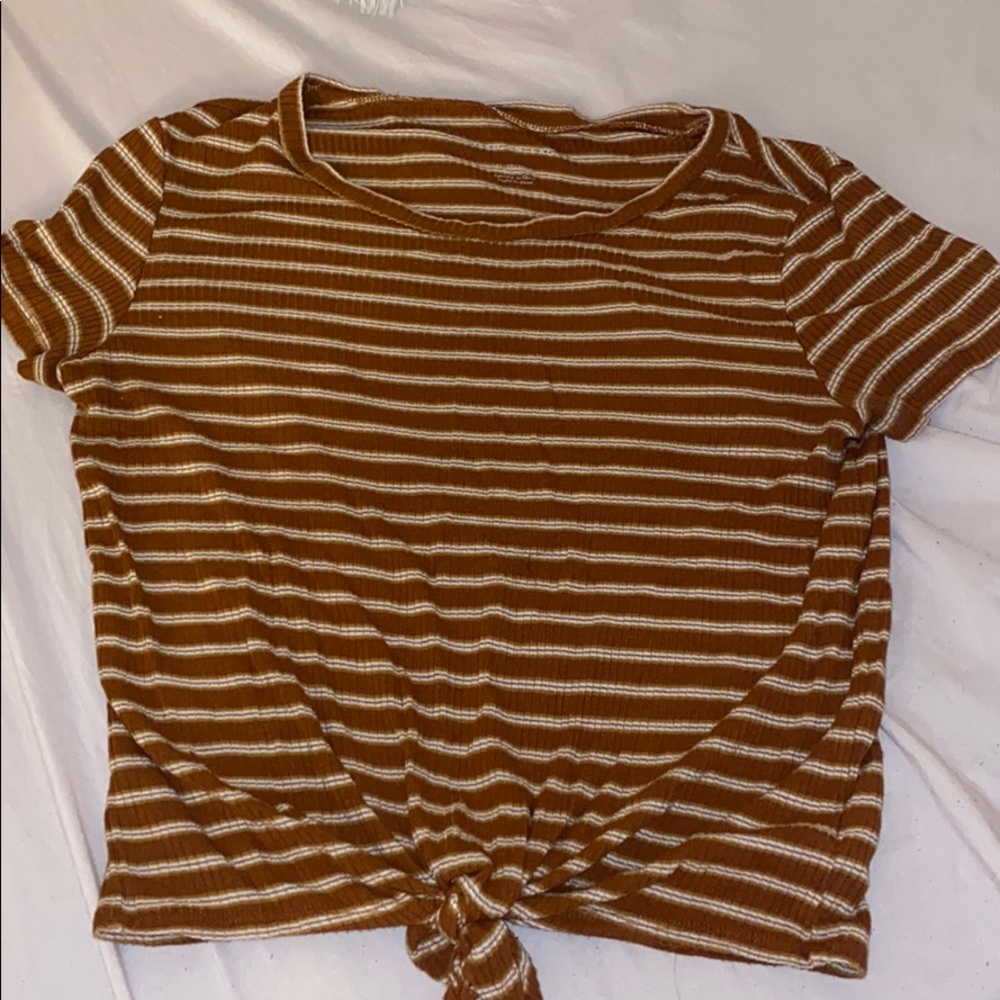 Shirt with knot tie